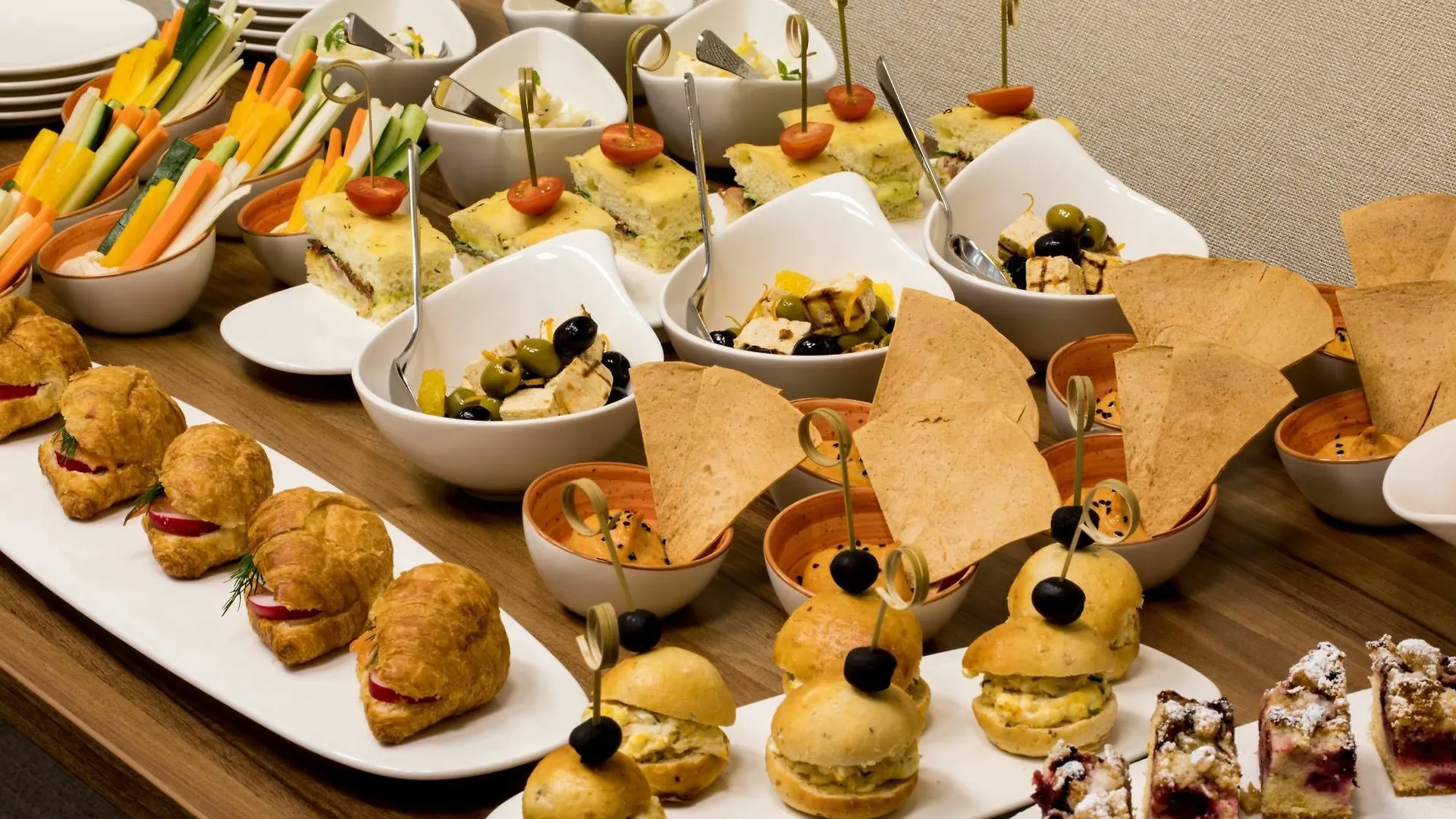 Ac Hotel By Marriott Breslavia 5*,  Polonia