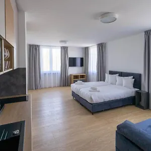 Milo Apartahotel