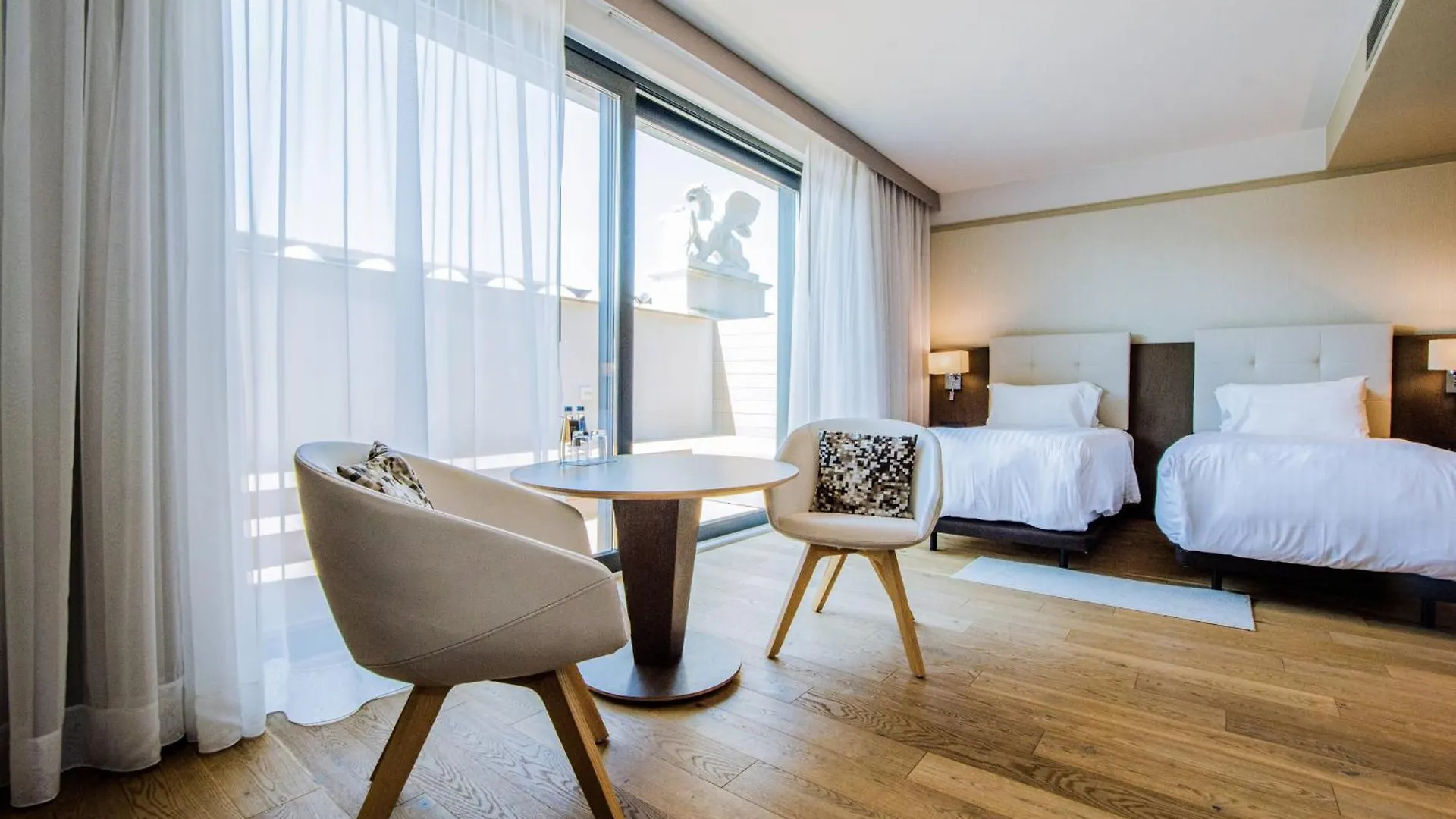 Ac Hotel By Marriott Wrocław